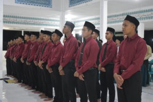 Seluruh Pengurus OSPA ( Organisasi santri Pesantren Modern Al Zahrah )