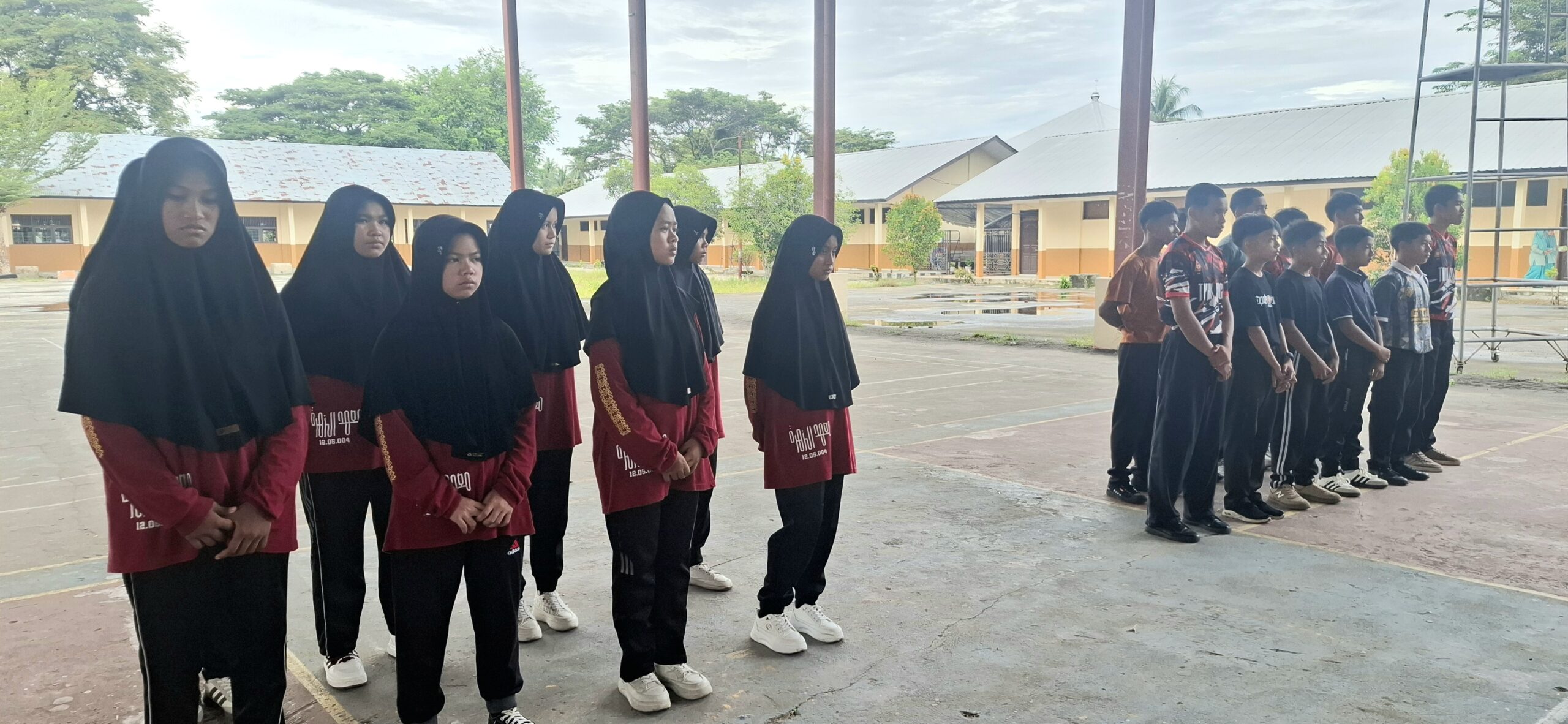 Atlet Kontingen Pesantren Modern Al Zahrah