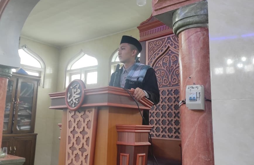 Arya Bagus Witantri di Masjid Nurul Iman Kute Lintang, Kec. Bukit, Kab. Bener Meriah.